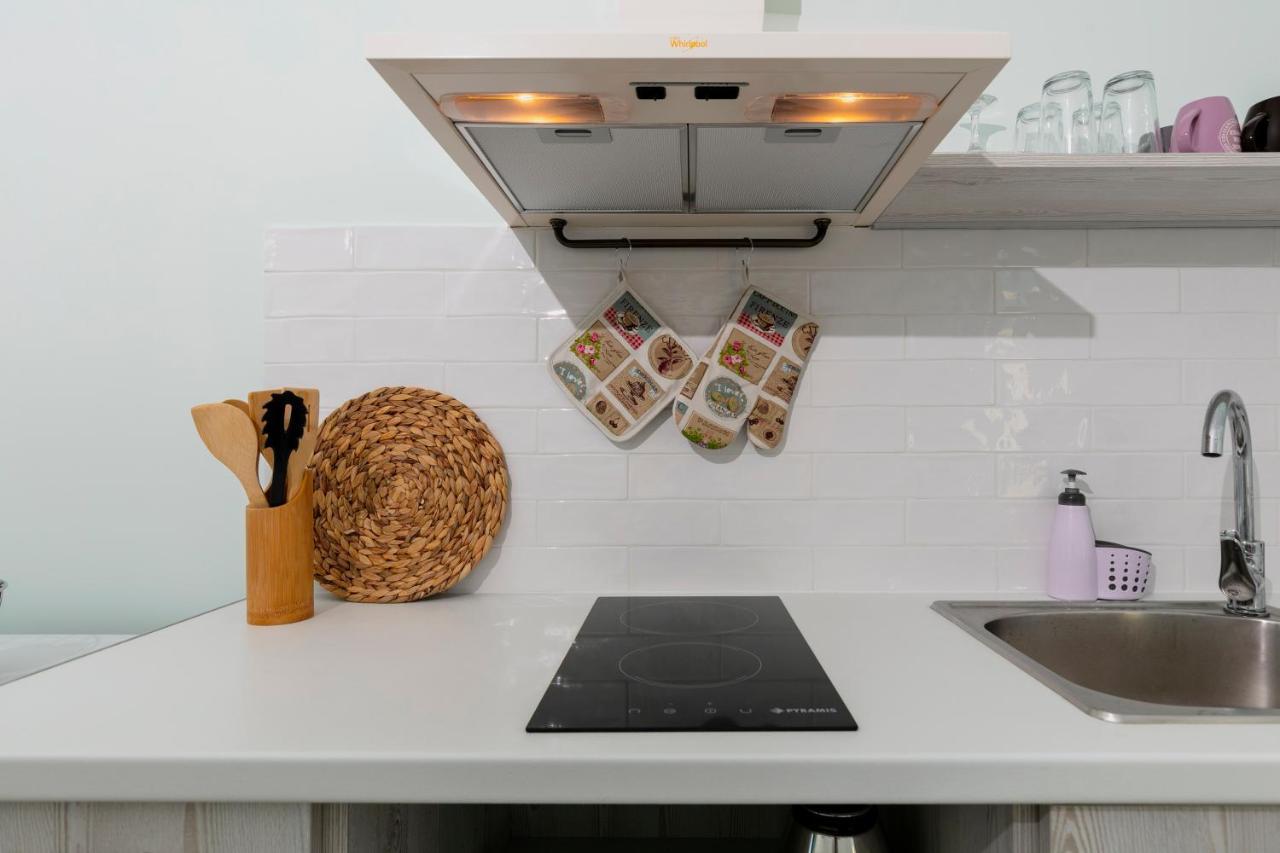 פוטוס Rilassunte Luxury Apartments מראה חיצוני תמונה