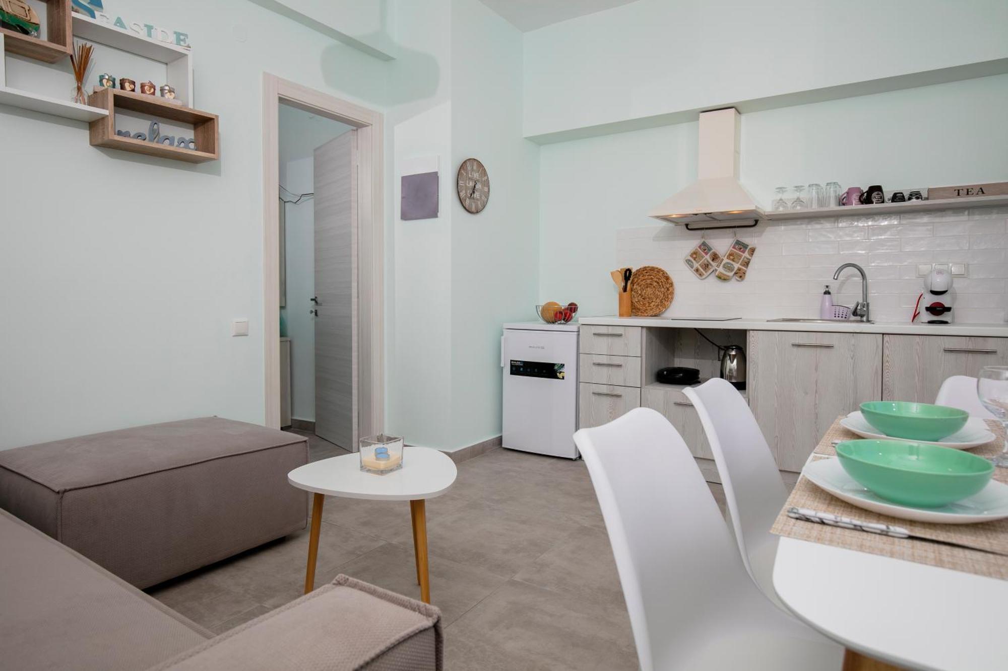 פוטוס Rilassunte Luxury Apartments מראה חיצוני תמונה