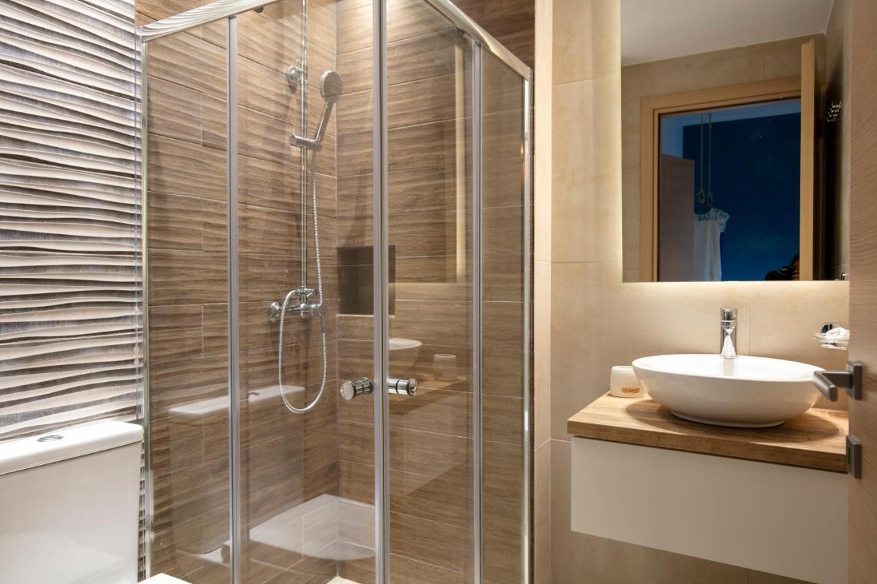 פוטוס Rilassunte Luxury Apartments מראה חיצוני תמונה