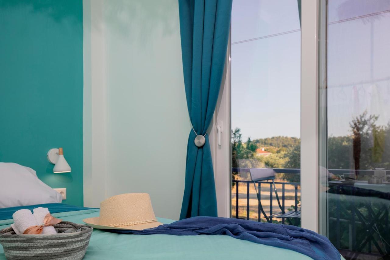 פוטוס Rilassunte Luxury Apartments מראה חיצוני תמונה